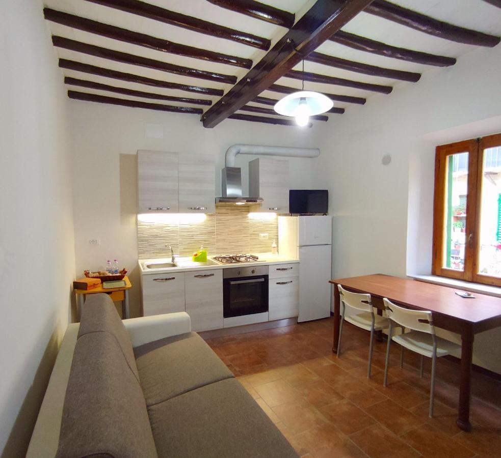 Casa Via Della Rocca Luna Поджибонси Екстериор снимка